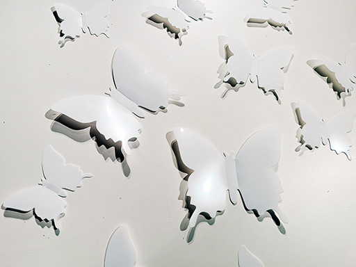 3D dekorácie na stenu motýle biela, 3D samolepky na stenu motýle biela, 3D nálepky na stenu motýliky biela, 3D dekorácie na stenu motýliky biela