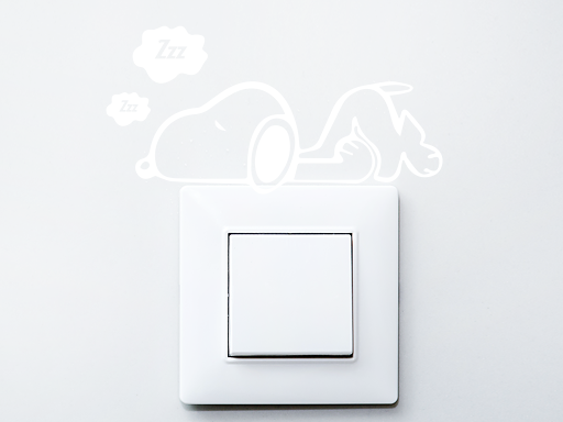 Snoopy na vypínač samolepky na stenu, Snoopy na vypínač nálepky na stenu, Snoopy na vypínač dekorácie na stenu, Snoopy na vypínače samolepiace nálepky na stenu